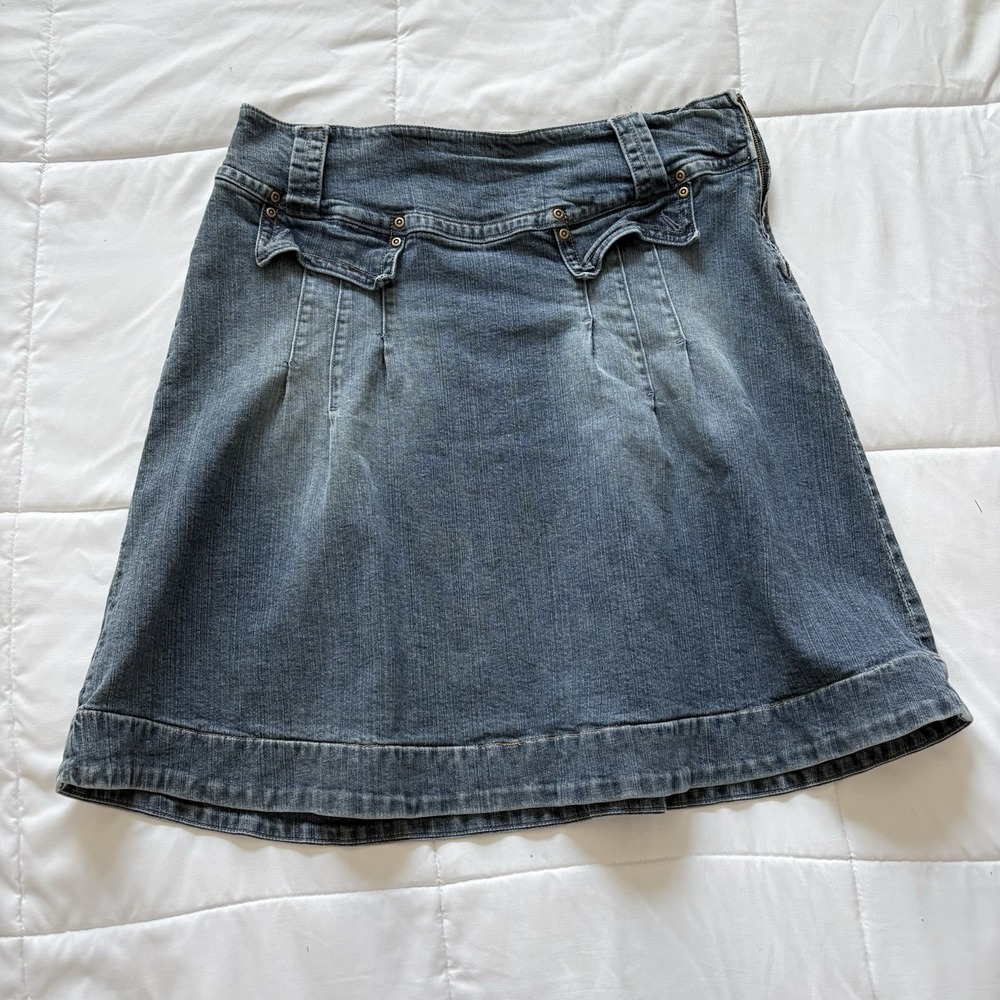 Vintage 90s Y2K Denim Skirt Womens 14 Pleated Blue Whimsy Grunge Feminine Gothic